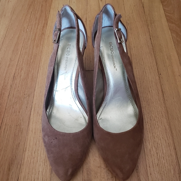 BCBGMaxAzria Tapue Suede Wedge Heels 9 - Picture 2 of 6